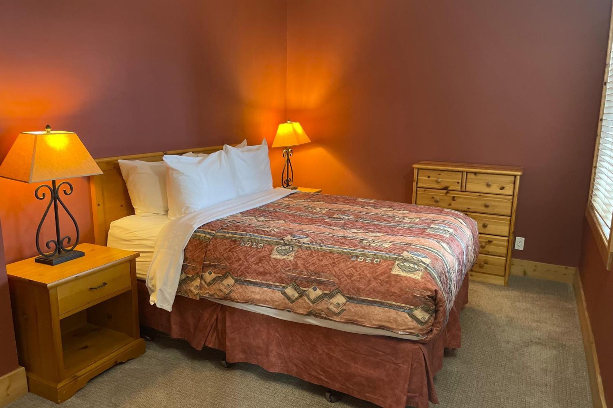 Cornerstone Lodge By Park Vacation Management Fernie Luaran gambar